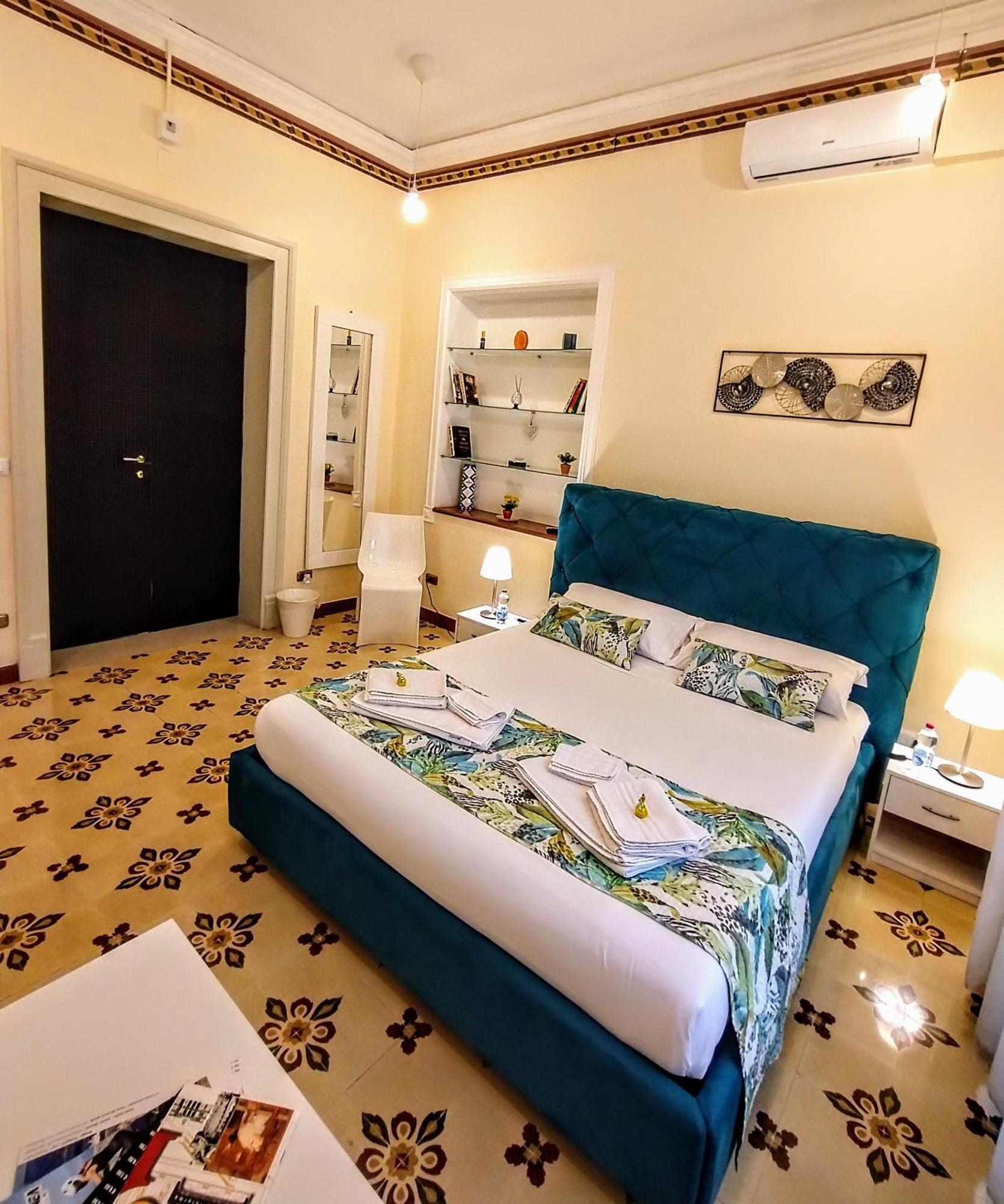 Suleima B&B Messina Centro Dış mekan fotoğraf