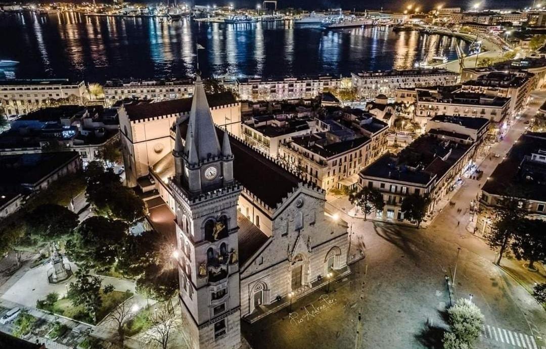 Suleima B&B Messina Centro Dış mekan fotoğraf
