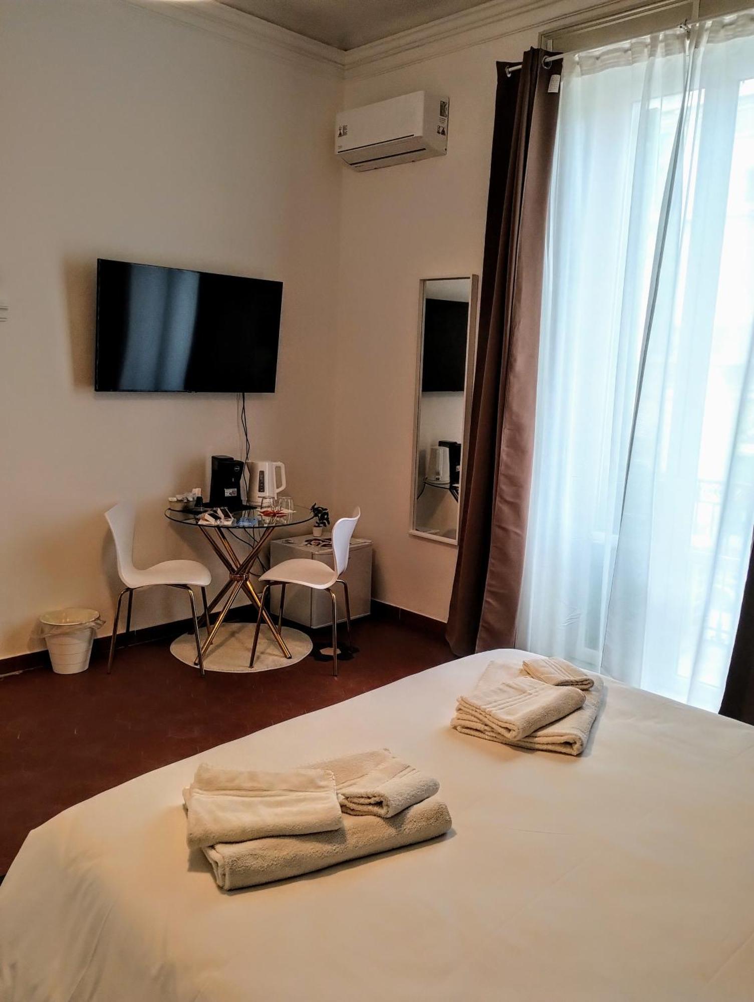 Suleima B&B Messina Centro Dış mekan fotoğraf