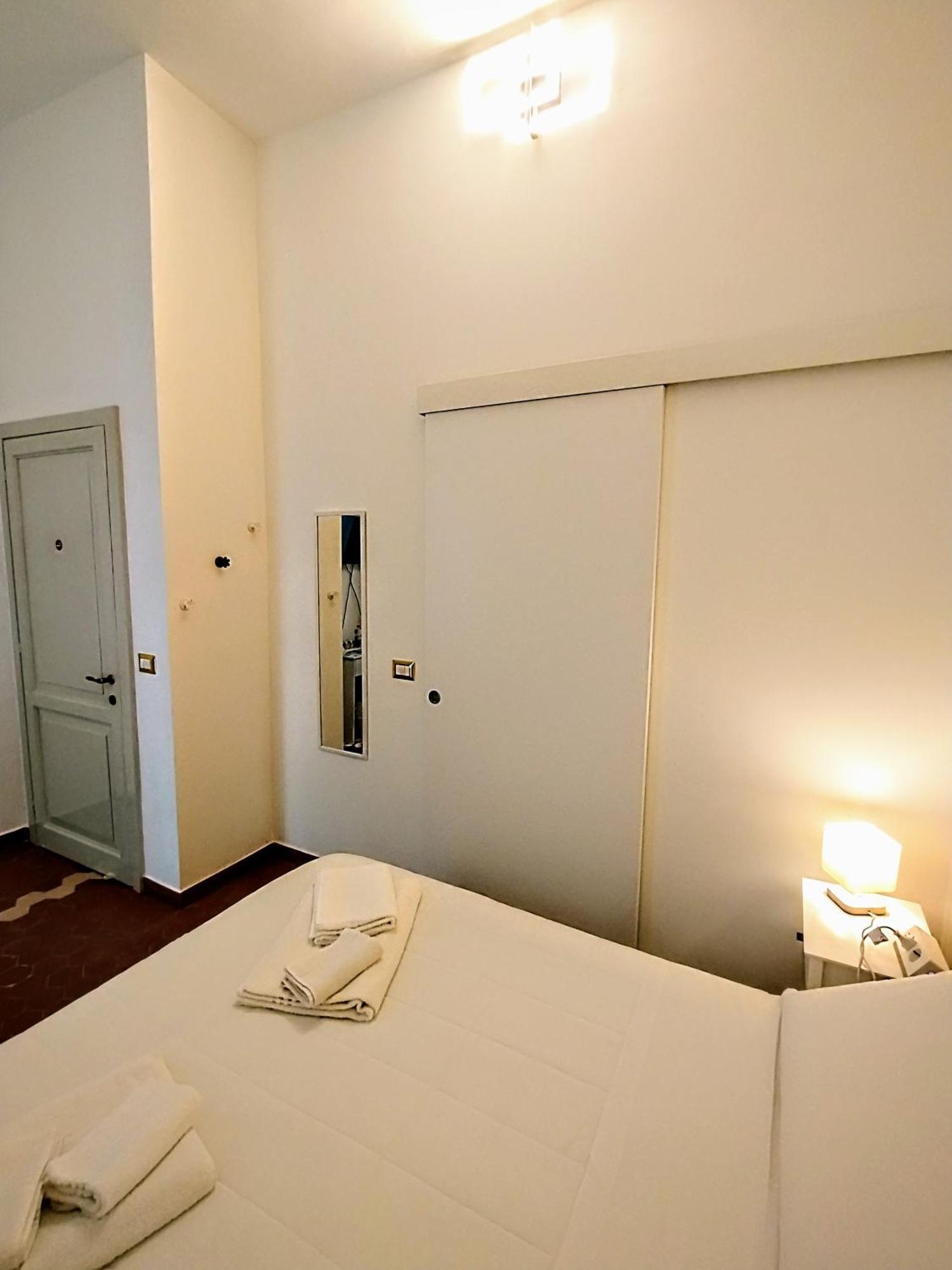 Suleima B&B Messina Centro Dış mekan fotoğraf